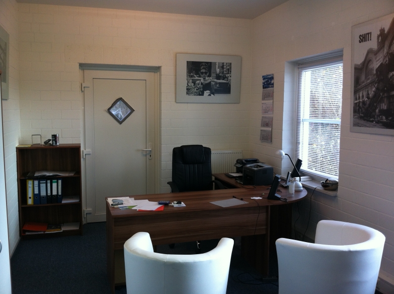 Bild_479_Burohaus_EckB_1